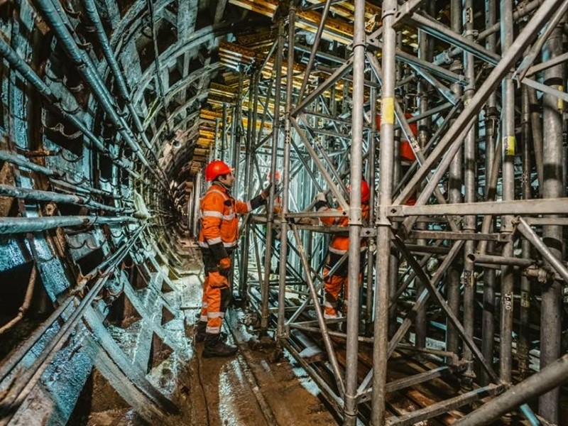 У пів року не вкладуться: скільки триватиме відновлення тунелю між станціями “Либідська” і “Деміївська”