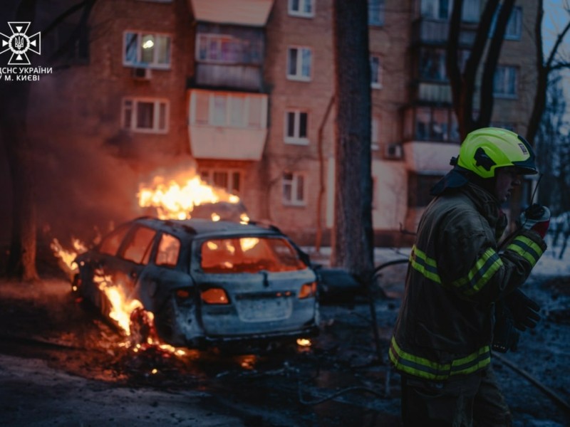 176 повідомлень про вибухи та займання: завершено аварійно-рятувальні роботи після ранкової атаки