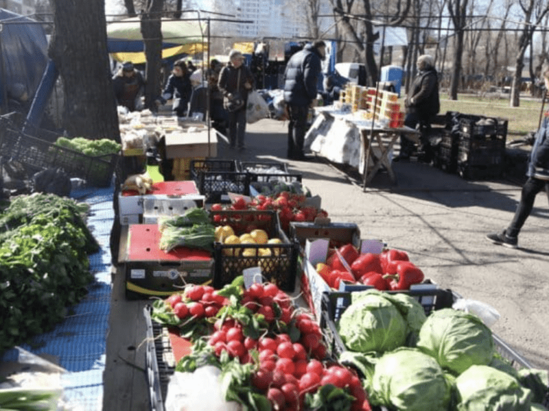 Де у Києві купити фермерські продукти: у шести районах міста сьогодні проходять ярмарки