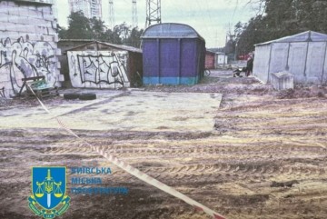Хотів гараж у парку: Киянин піде під суд за незаконне будівництво у Нацпарку “Голосіївський”