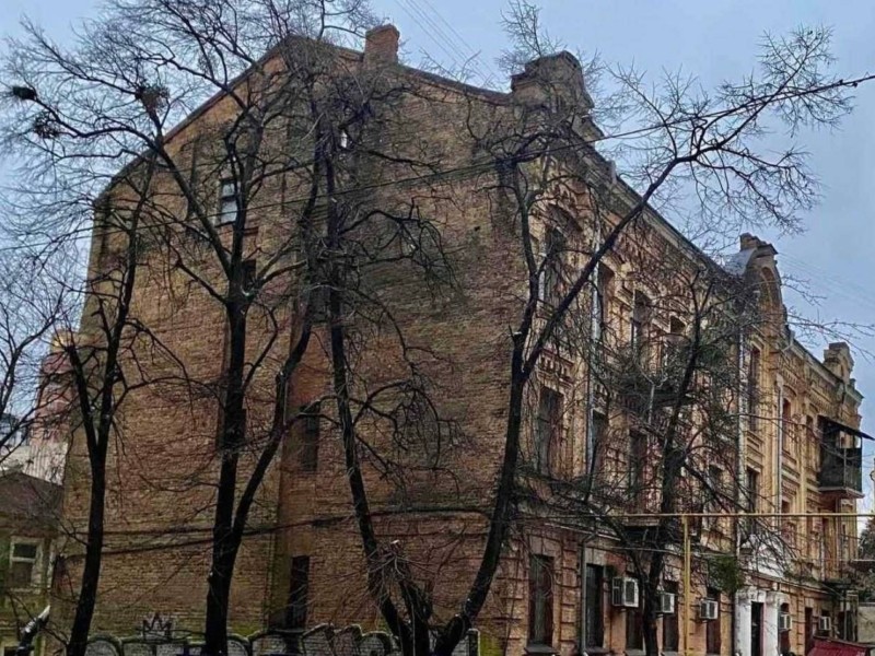 У центрі Києва за 3 млн доларів продають особняк XIX століття