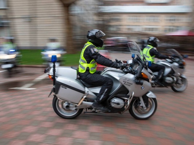 Автопарк столичної поліції поповнили мотоцикли BMW від німецьких партнерів