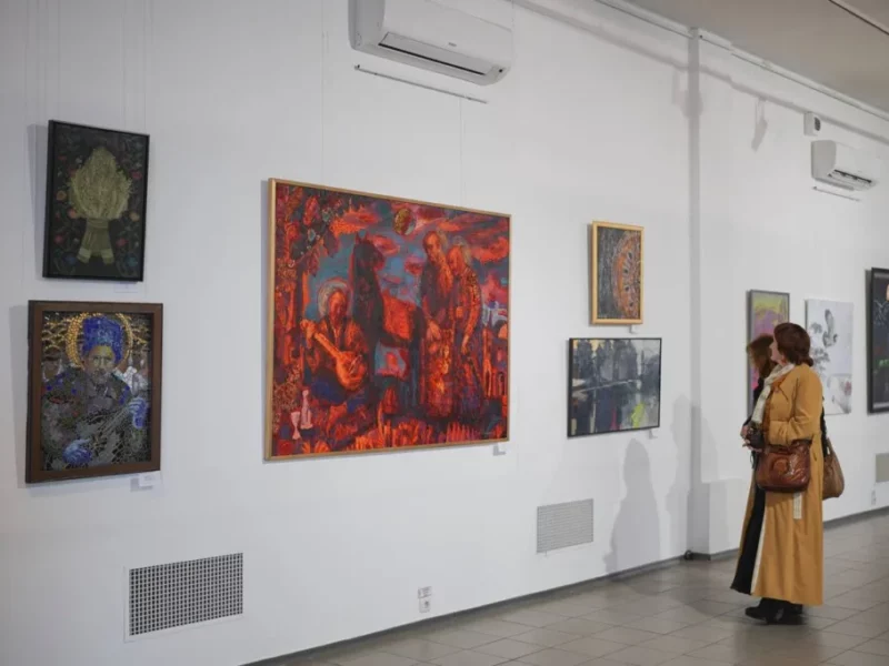 Шевченківські дні у Києві: до 210-ї річниці Кобзаря відкрили масштабну виставку у Центральному будинку художника