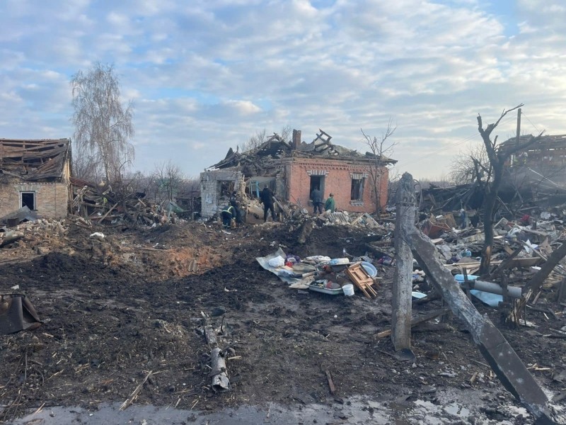 У селі Гатному неподалік Фастова уламками російських ракет було пошкоджено 70 хат та знесло пів вулиці