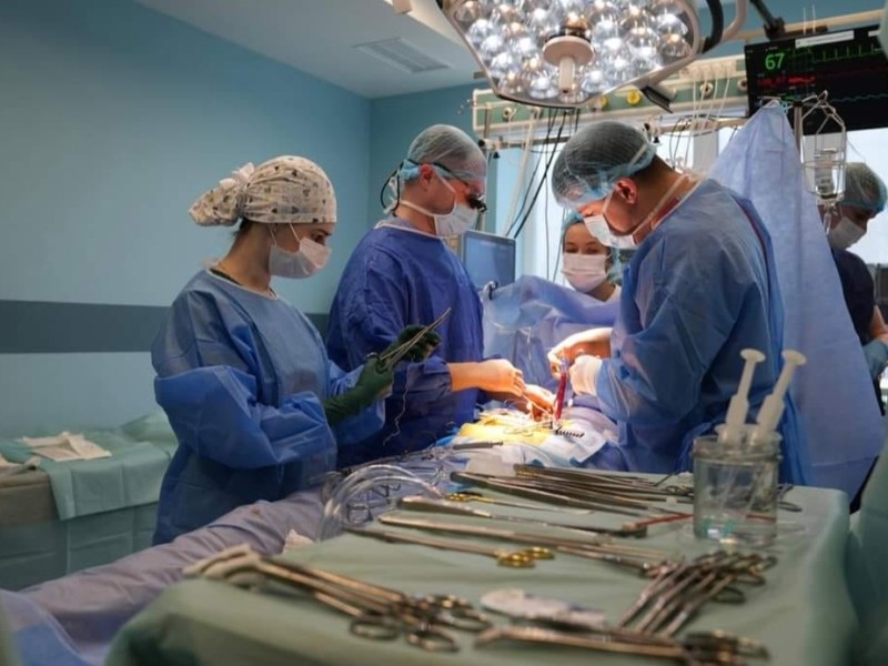 Разом зі столичним кардіохірургом виконано першу операцію Ферраці на Львівщині