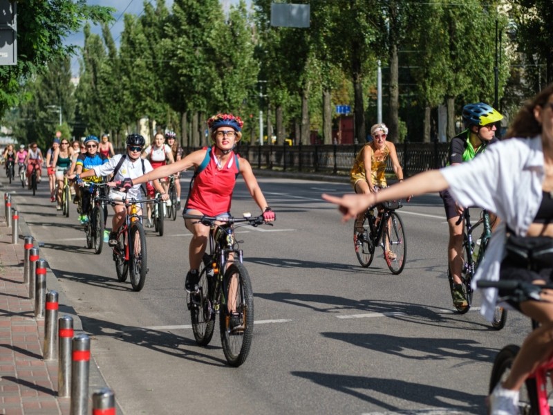Курс молодого велосипедиста: киян безкоштовно навчать безпечно їздити містом