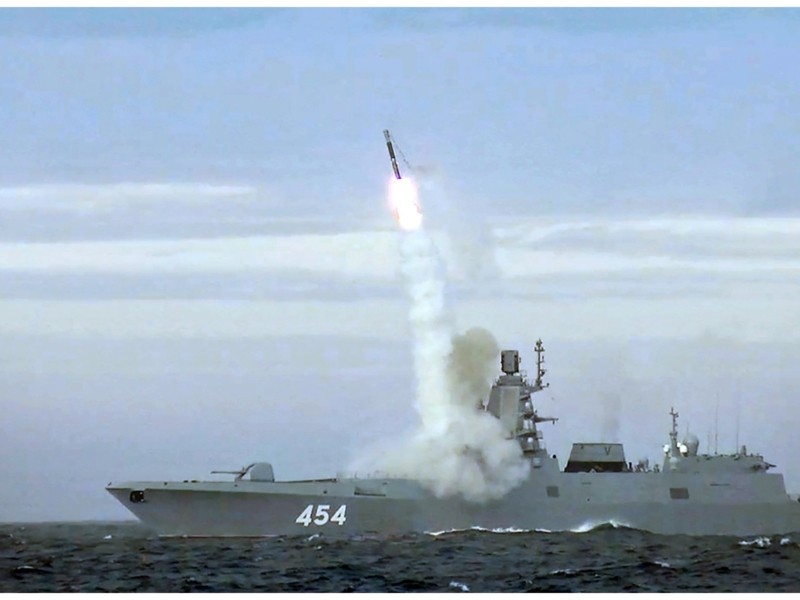 Путін влаштував “тест-драйв” ракетами “Циркон”, перевіряючи роботу ПВО Києва – військовий