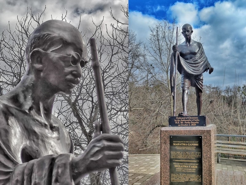 Новий пам’ятник Махатмі Ганді в Києві критик порівняв з дитиною на табуреті – а як виглядають фігури лідера в світових столицях?