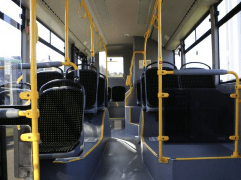 У вихідні деякі столичні автобуси змінять маршрути: плануйте поїздки заздалегідь