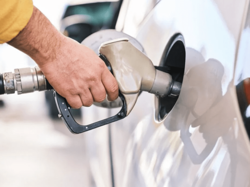 Ціни на бензин у столиці: де вигідніше заправитися