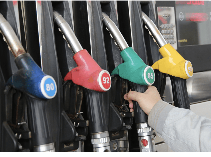 Ціни на бензин у Києві знову зросли: де вигідніше заправитися
