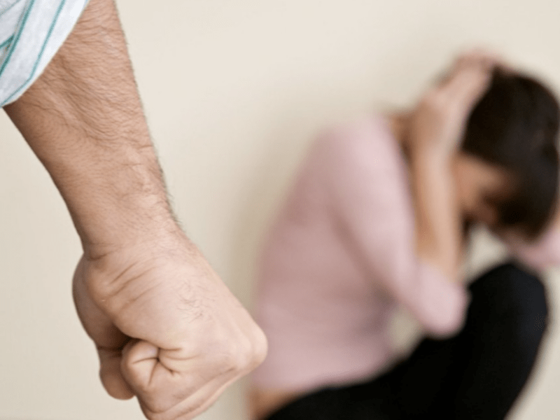 Скажіть «ні» домашньому насильству: куди можна звернутися по допомогу