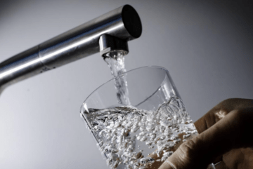 У Києві пити воду з кранів небезпечно — депутат