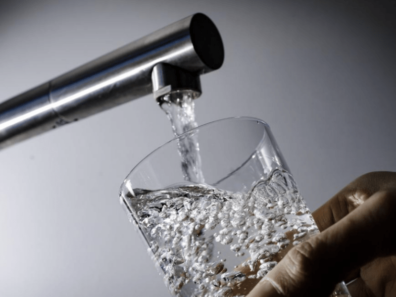 У Києві пити воду з кранів небезпечно — депутат
