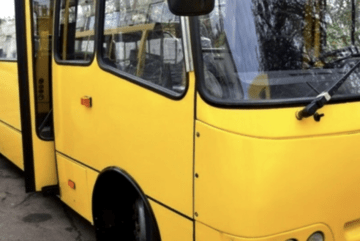 До міських кладовищ у поминальні дні запустять додаткові автобуси (маршрути)