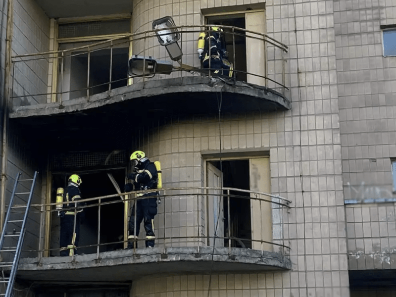 30 пожежників прибули на виклик: стало відомо, що горіло на Дарниці