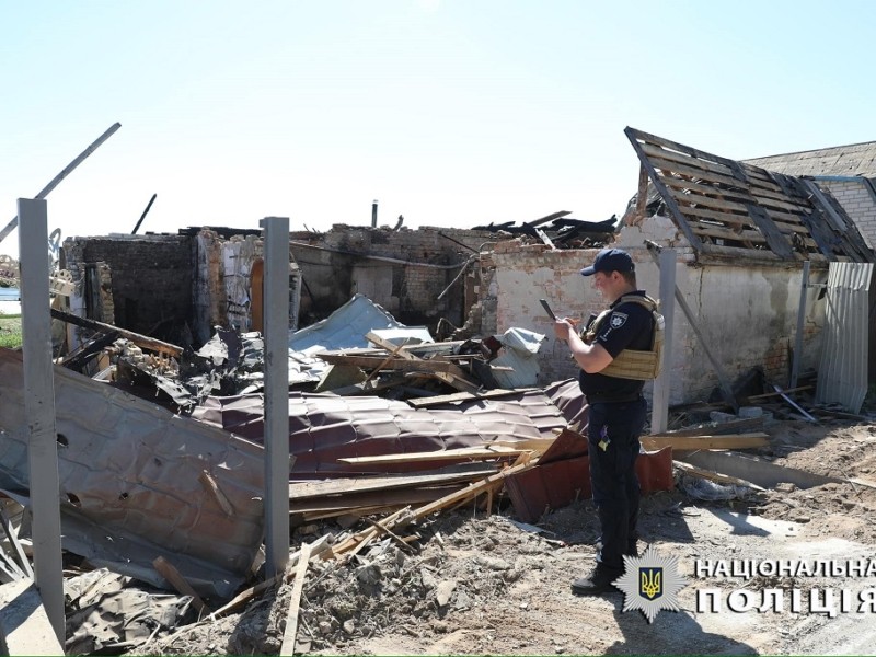 Під час нічної атаки а Київщині пошкоджено садочок, автівки, 19 будинків, багатоповерхівка, лінії електропередачі