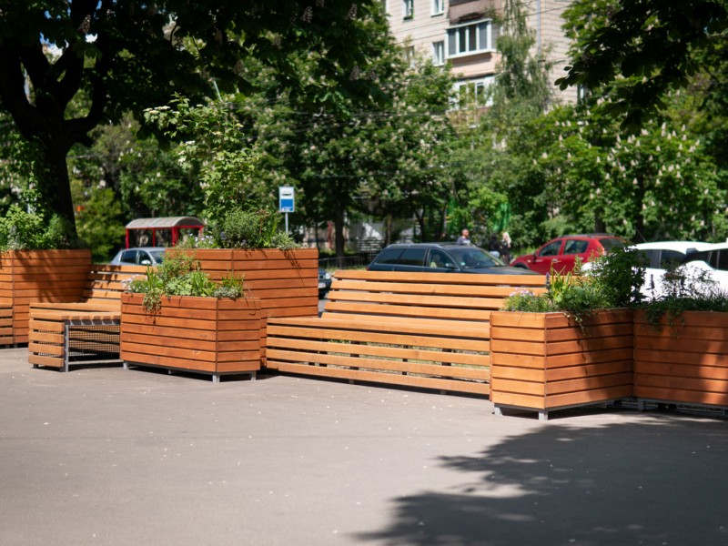 У Києві почали з’являтися парклети – простори для відпочинку і спілкування