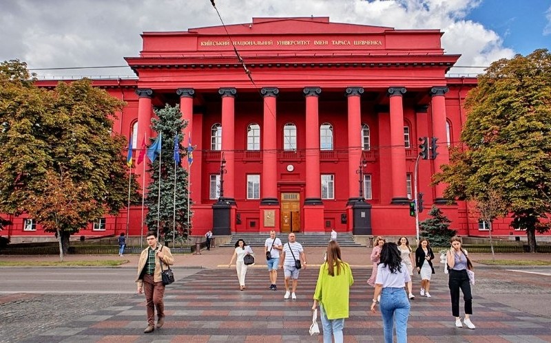 За два роки війни з університету Шевченка звільнилося 500 працівників