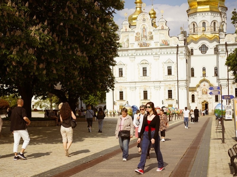 Лавра прекрасна восени: розклад тематичних екскурсій на жовтень