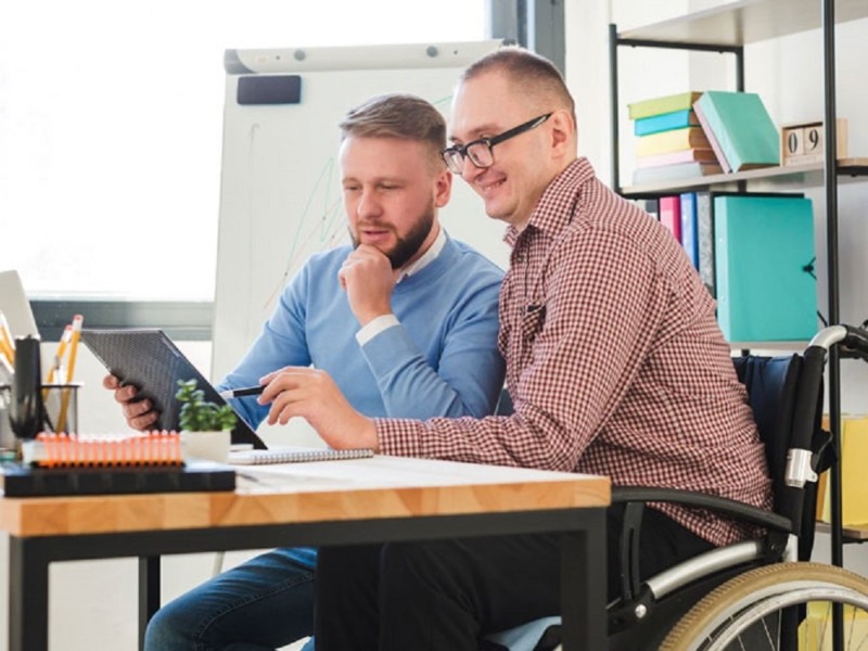 Робота для людей з інвалідністю – на які позиції запрошують