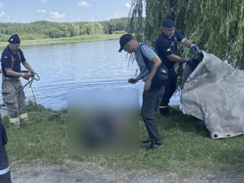 Сім годин шукали тіло: на Київщині у ставку «Інста гойдалка» потонув чоловік
