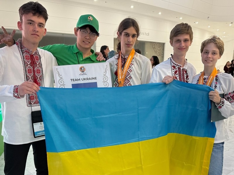 Київські 10-класники стали призерами Міжнародної біологічної олімпіади