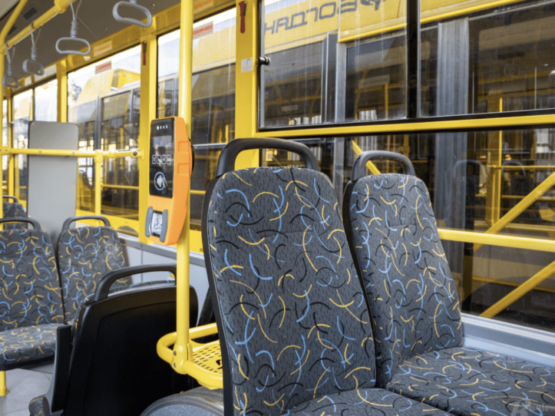 На Севастопольській площі зупинилися тролейбуси: обирайте інший транспорт