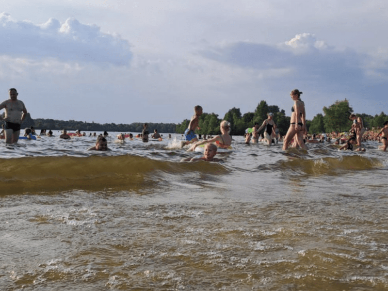 Вода у Дніпрі досягла рекордної температури