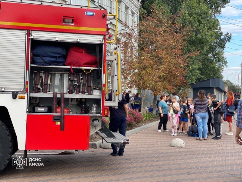 У центрі сьогодні сталася пожежа у навчальному закладі