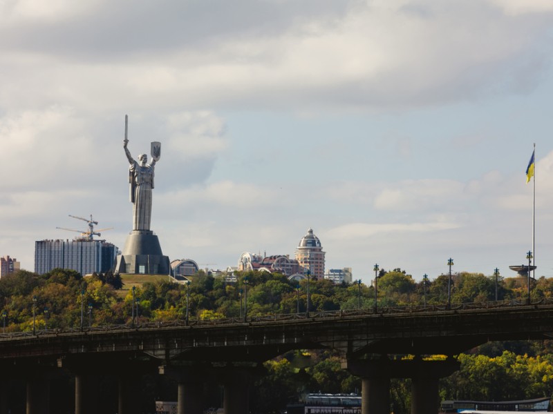 Літо не здається: якої погоди чекати киянам у вівторок