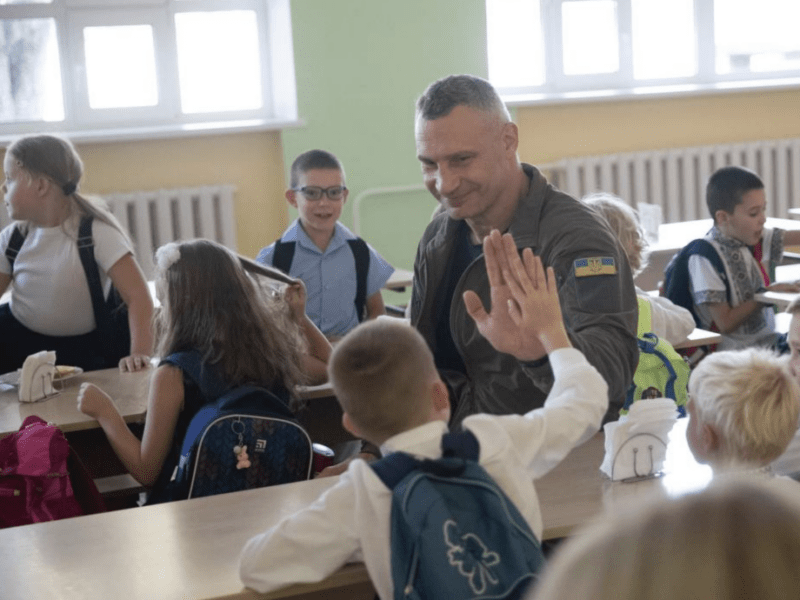 Стало відомо, скільки учнів та вихованців цьогоріч пішли до столичних закладів освіти