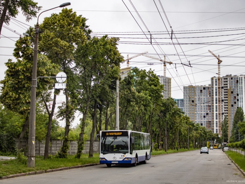 Тролейбуси, автобуси і маршрутки два дні курсуватимуть в обхід вулиці Некрасова