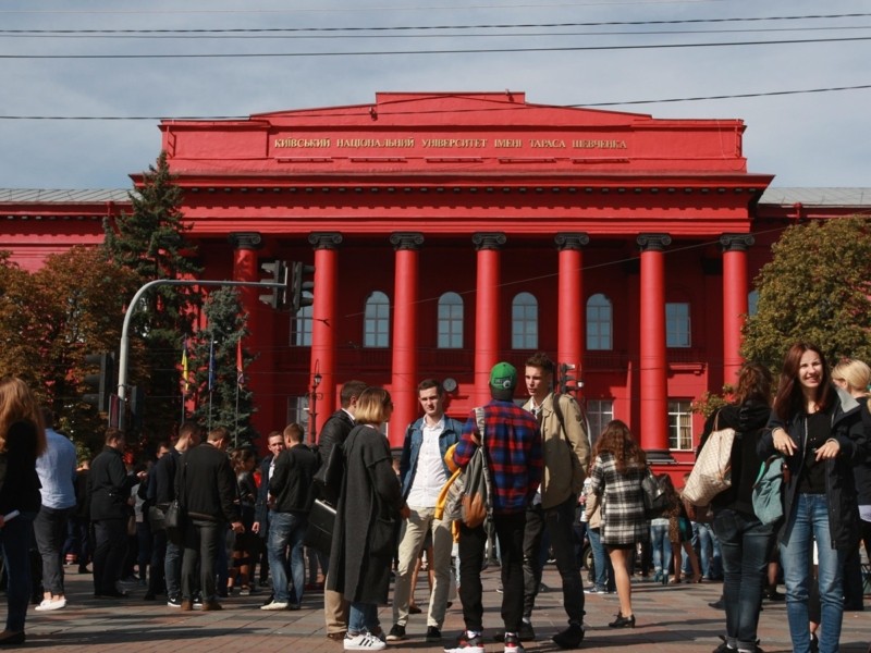 Необхідна допомога для відновлення корпусу КНУ Шевченка – збір триває