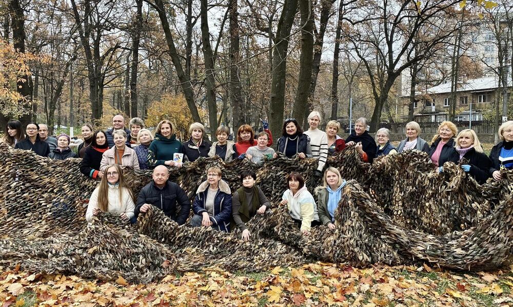 Посли восьми країн відвідали Ірпінський податковий університет та підтримали українських волонтерів