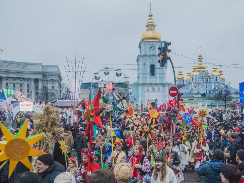 Центром Києва пройде Різдвяна хода з зірками і колядками