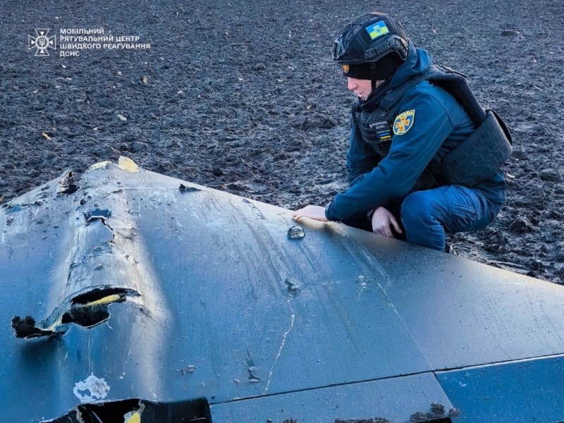 Збитий ворожий «шахед» із бойовою частиною знешкодили у передмісті