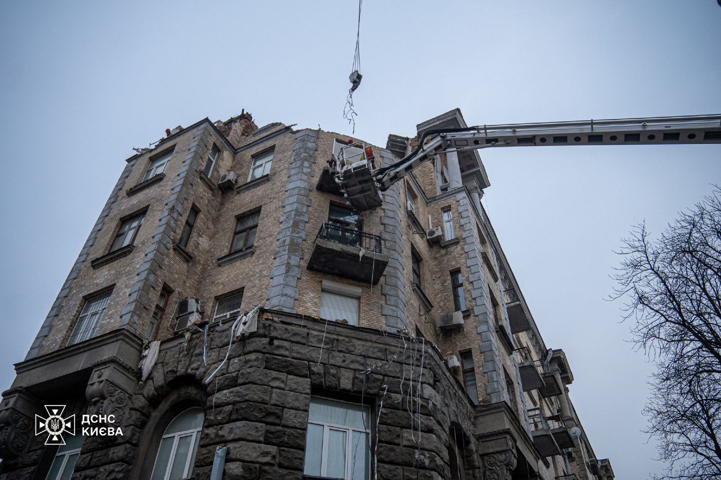 У Києві завершили розбір завалів після атаки дронів на Печерський район: є загиблі та постраждалі