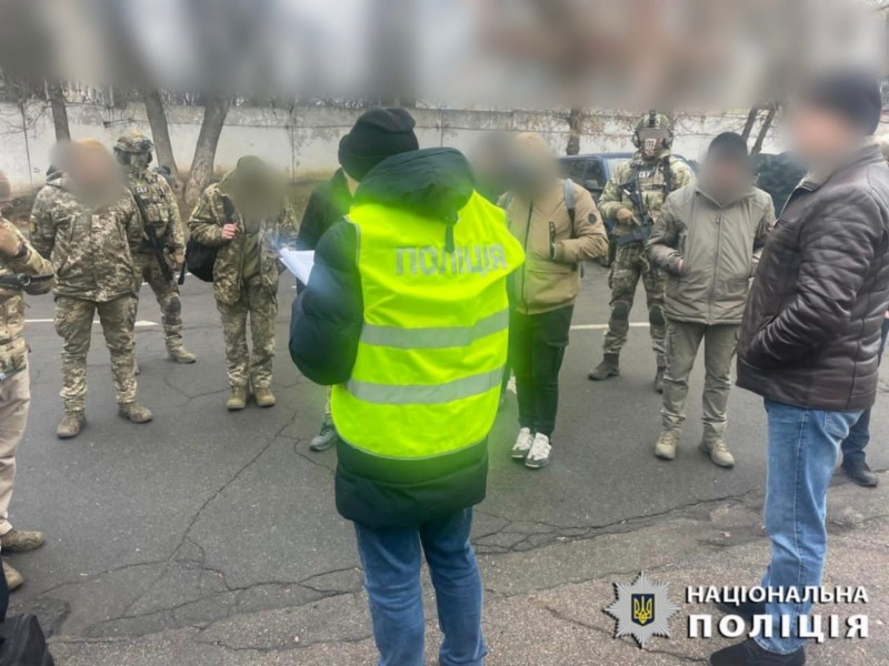 На Київщині викрито групу зловмисників, які займалися збутом зброї та боєприпасів