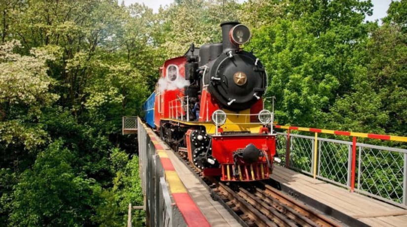 Детская железная дорога в Сырецком парке открывает новый сезон