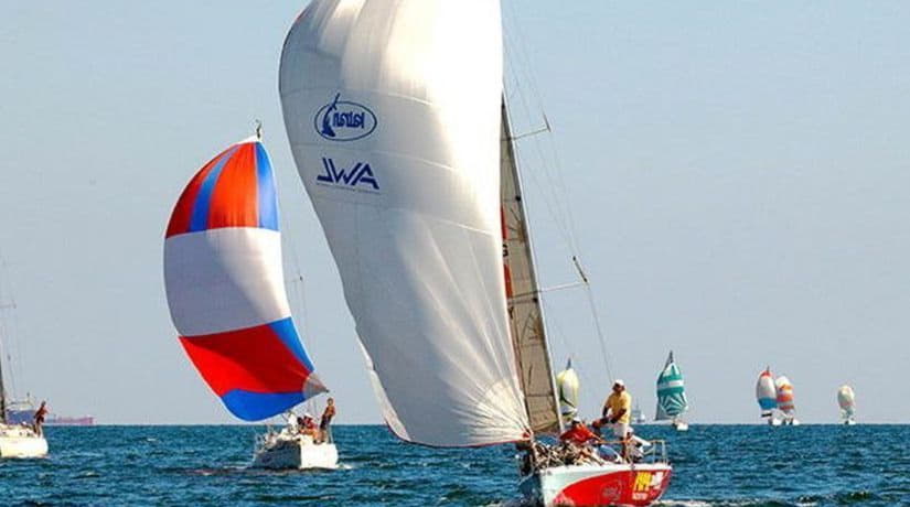 В акватории Днепра состоится открытая киевская регата Kyiv Yacht Race