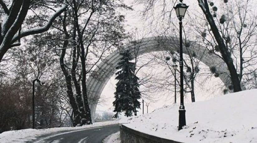 Значне похолодання, сніг, ожеледь: у Києві очікується ускладнення погоди