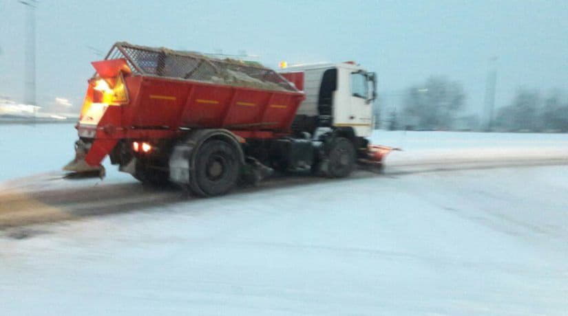 «Киевавтодор» вывел на расчистку дорог города 259 снегоуборочных машин