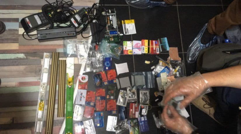 В Киеве киберполиция задержала группу мошенников, воровавших деньги с банковских карт