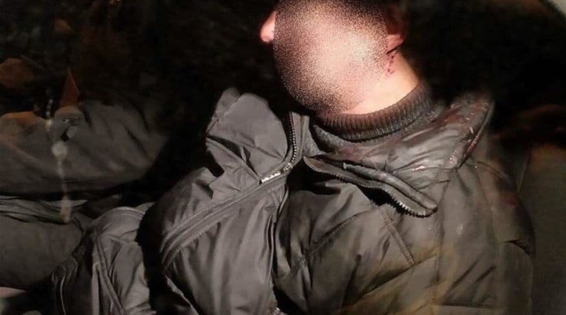 В Киевской области задержан мужчина, который стрелял по гражданам и бросил гранату в полицейских