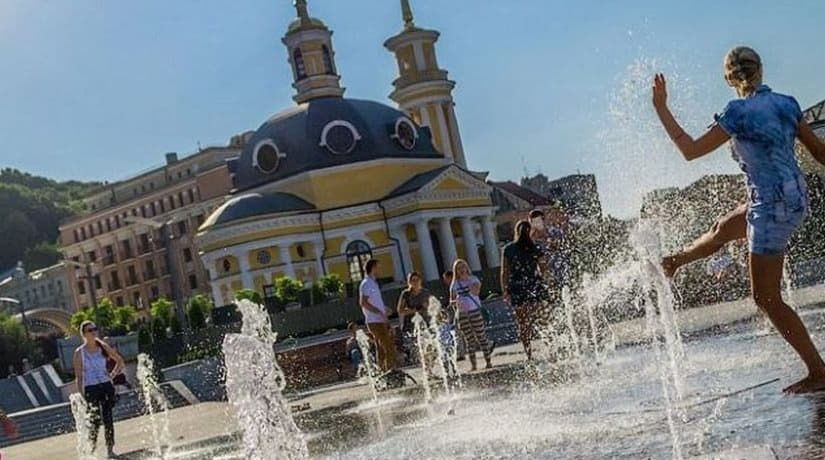 В Киеве наступило метеорологическое лето