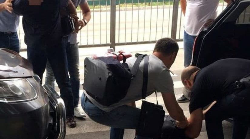 В аэропорту «Борисполь» полиция задержала наркокурьеров и изъяла наркотики на 30 миллионов гривен