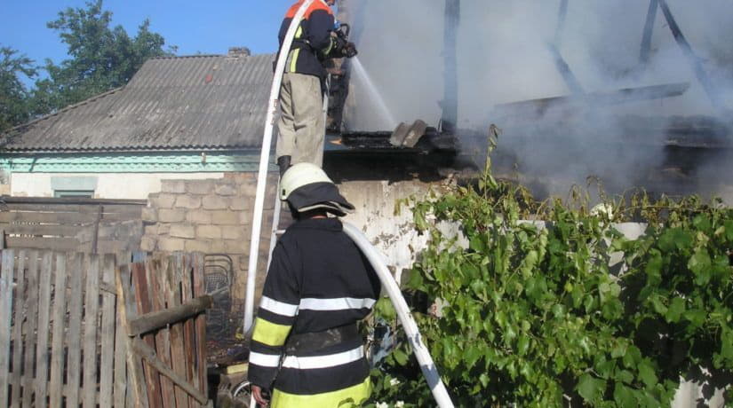 В Киевской области во время пожара в доме погиб трехлетний ребенок