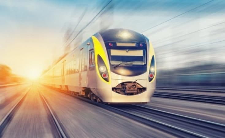 Київ та Варшаву з’єднають швидкісні потяги, які літатимуть 250 км/год